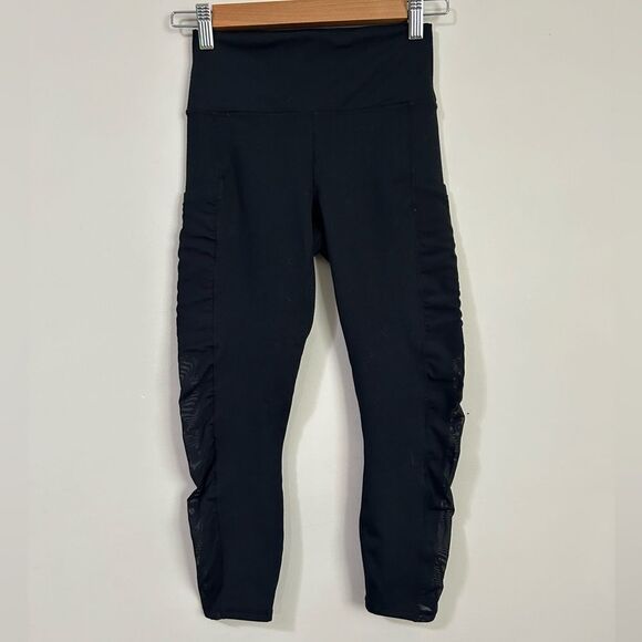 Fabletics Black Cropped High Waist Leggings Mesh Side Panel - Picture 1 of 7